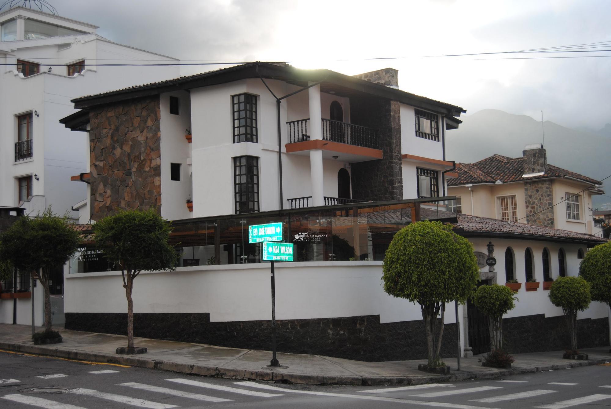 Hotel Fuente De Piedra I Quito Esterno foto